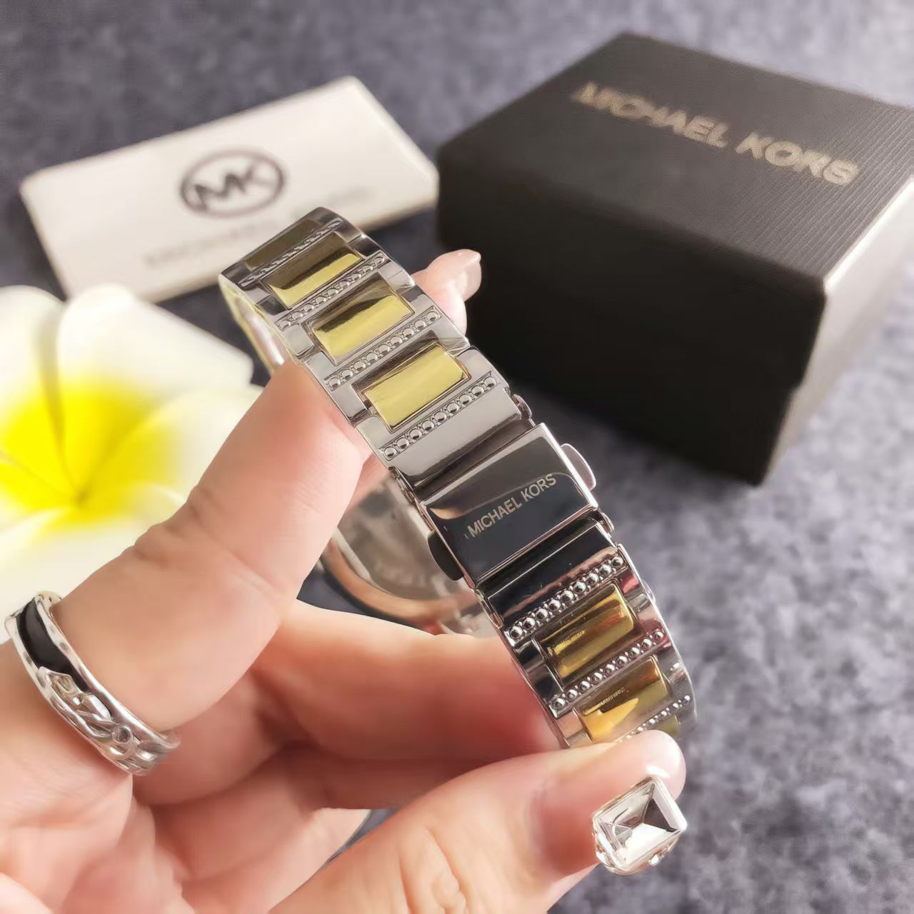 2026 MICHAEL KORS Luxury Coupl - Zero Luxury Watch review and price