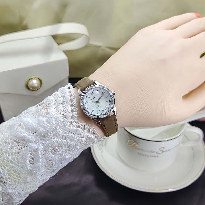 Fashion Women Watches Daisy Di - Luxury Watch Arabic review and price